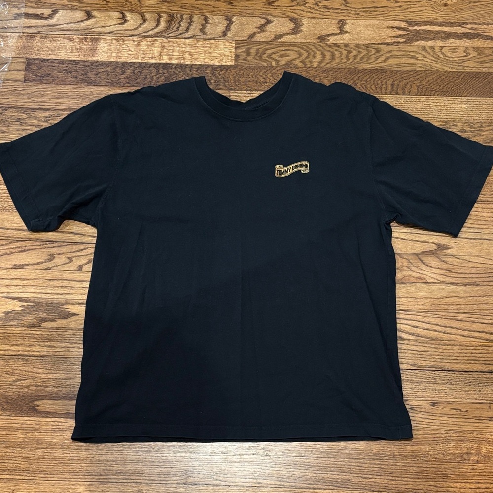 Tommy Bahama men’s black graphic  T-Shirt XL